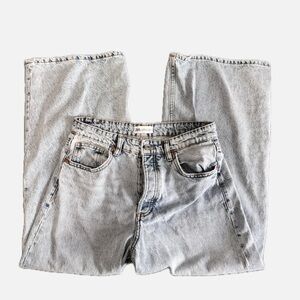 Zara Light Wash Straight Jeans - Pale Blue